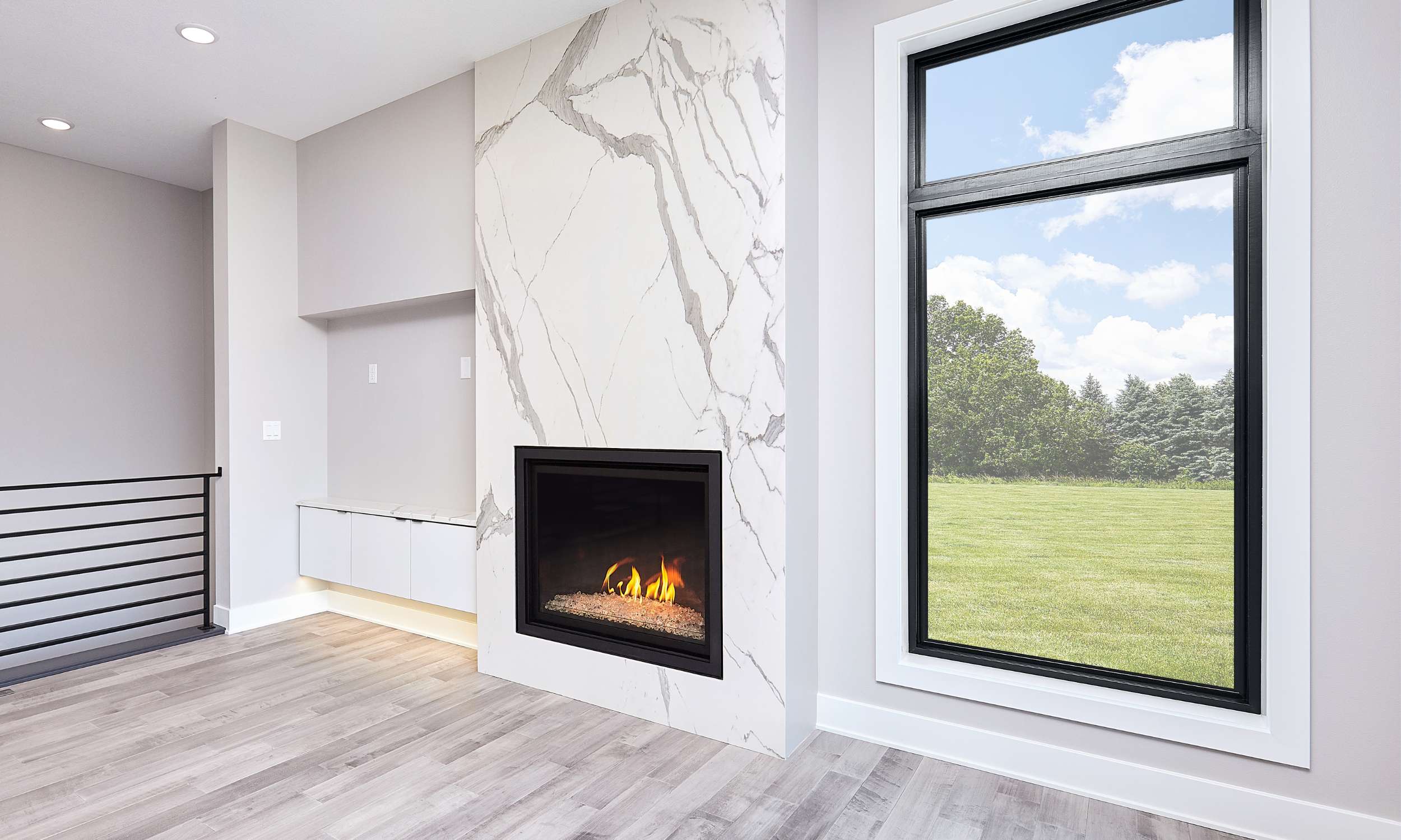 Indoor gas fireplace